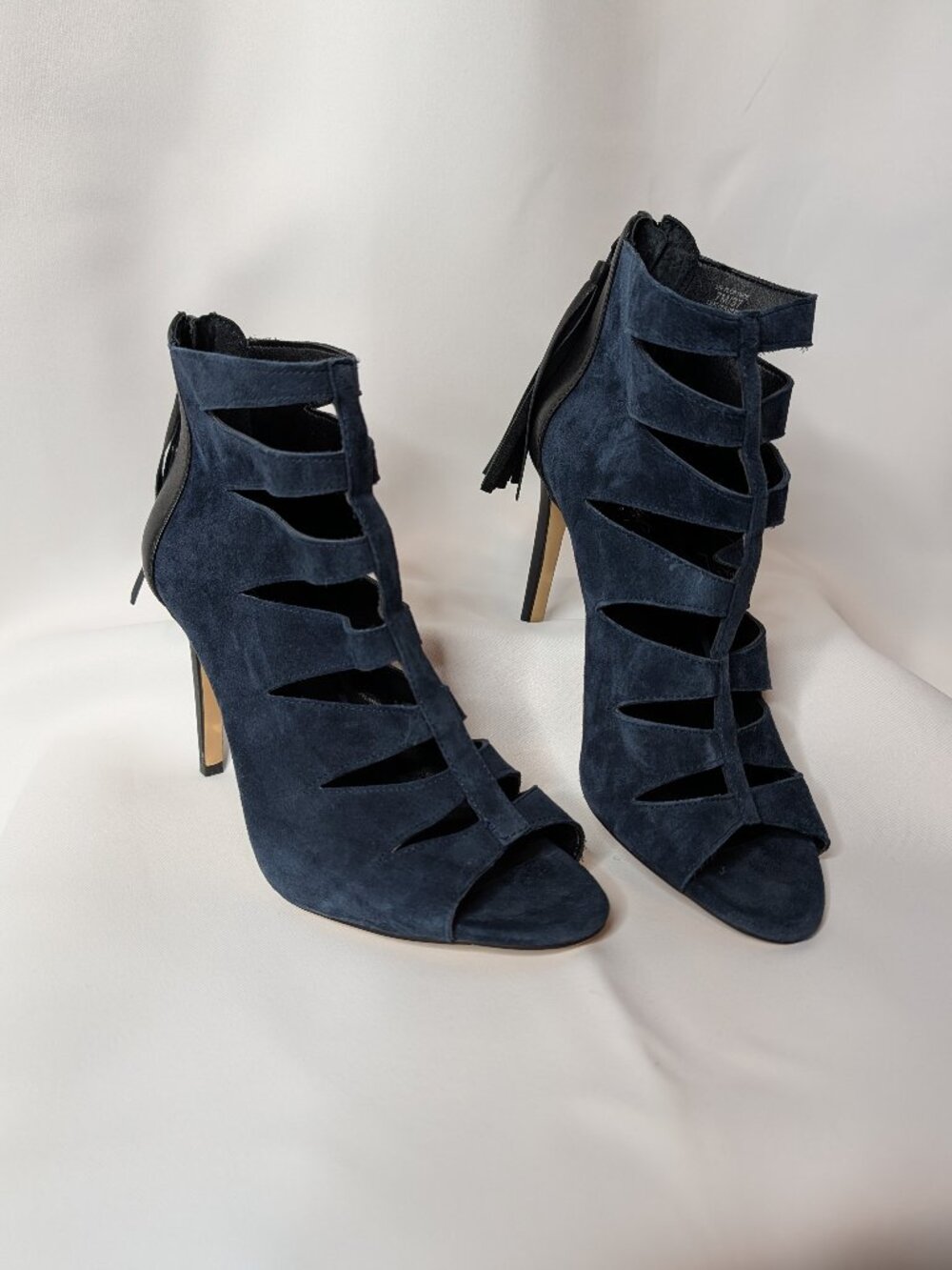 Lord & Taylor Florynce Blue Suede Caged Gladiator Tassel Stiletto Heel Size 7/3
